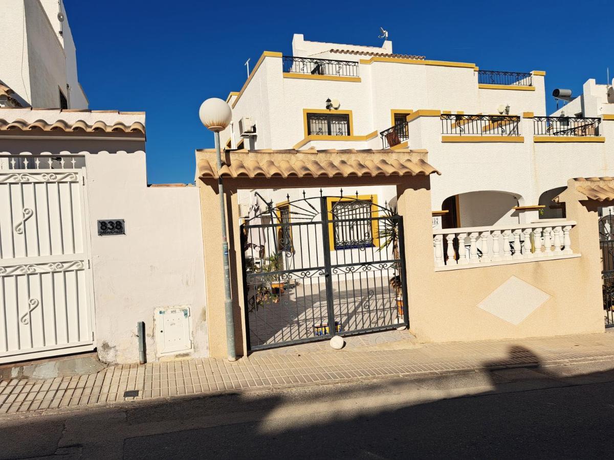 Orihuela - Sleeps 6 - Pool - Parking - Petfriendly Villa Exterior photo